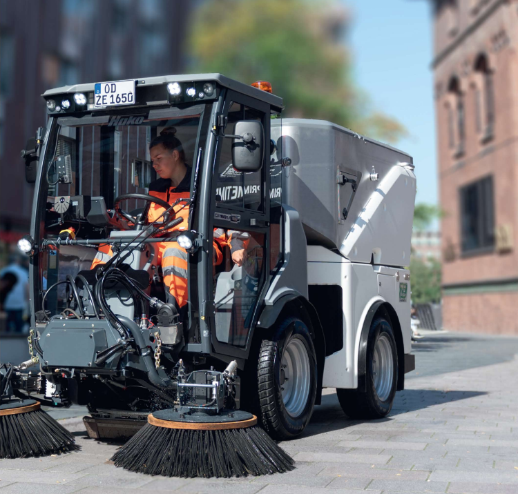 Hako cm 1650 ze limpiando